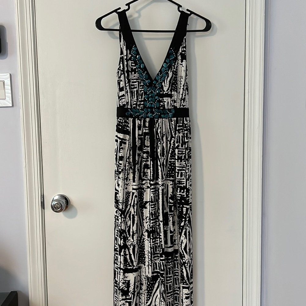 ECI Black/White Maxi Dress (S-M)